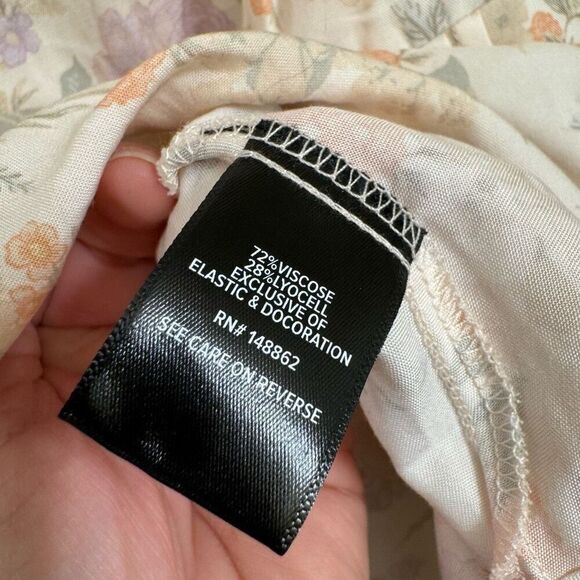 Torrid Pastel Floral Babydoll Challis Corset Sleeveless Top 0 L 12 NWOT - Picture 5 of 9